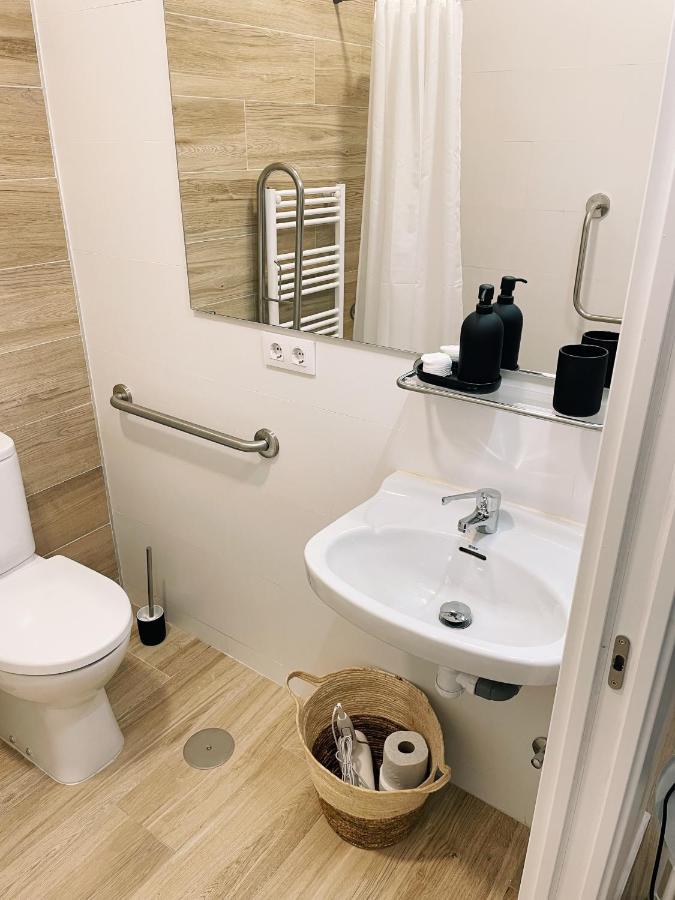 Apartamento Opera Suite Norma - Studio 4Pax Madrid Palacio Real Exterior photo